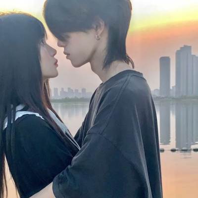 退婚后，真千金她惊爆全球1-20集